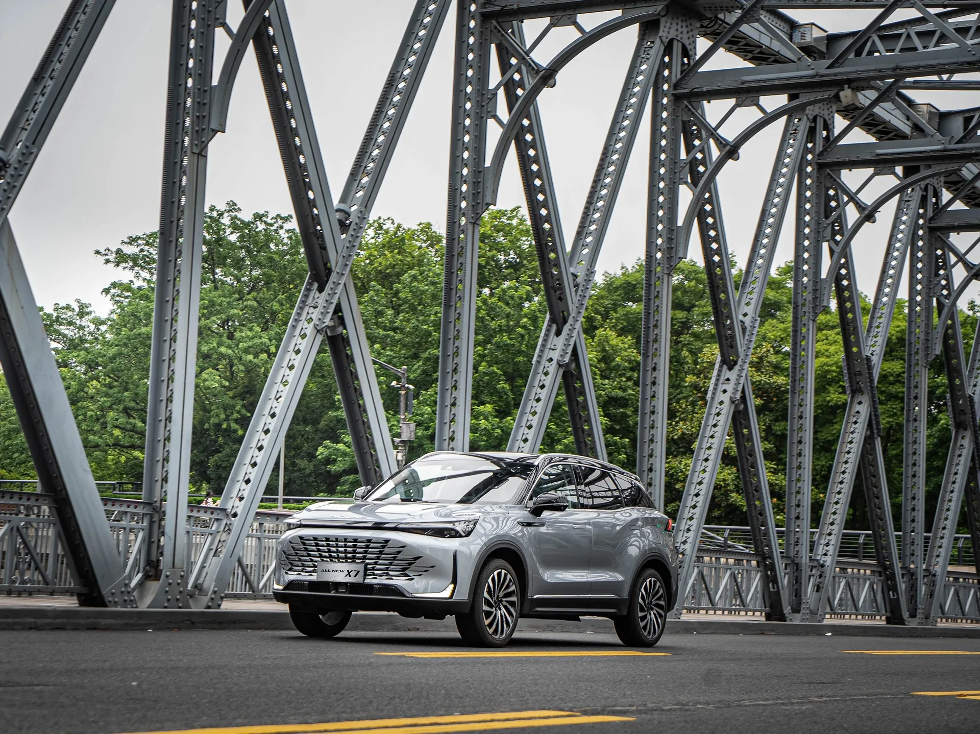 All New X7 overview, photograph 4