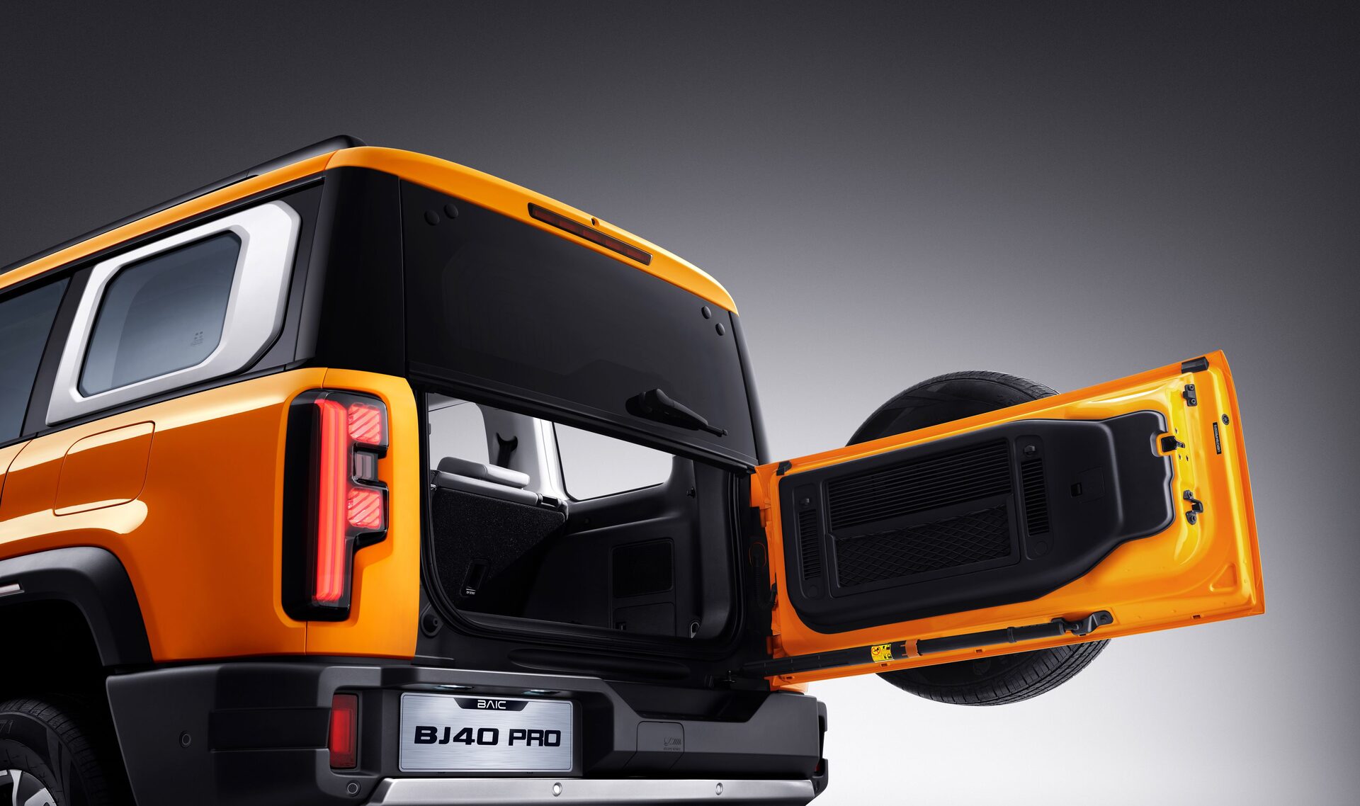 BJ40 PRO exterior, photograph 6